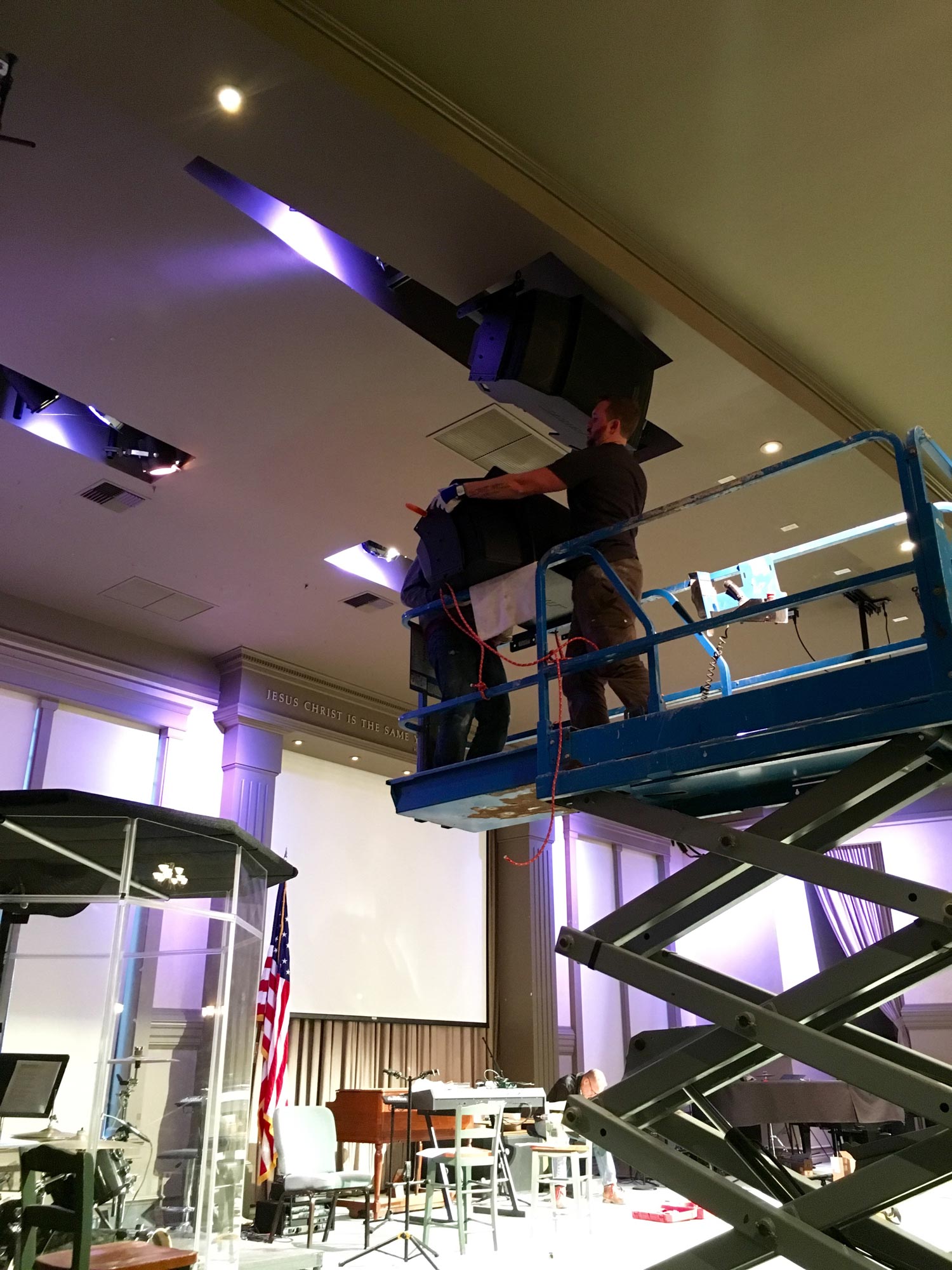 Installling lighting